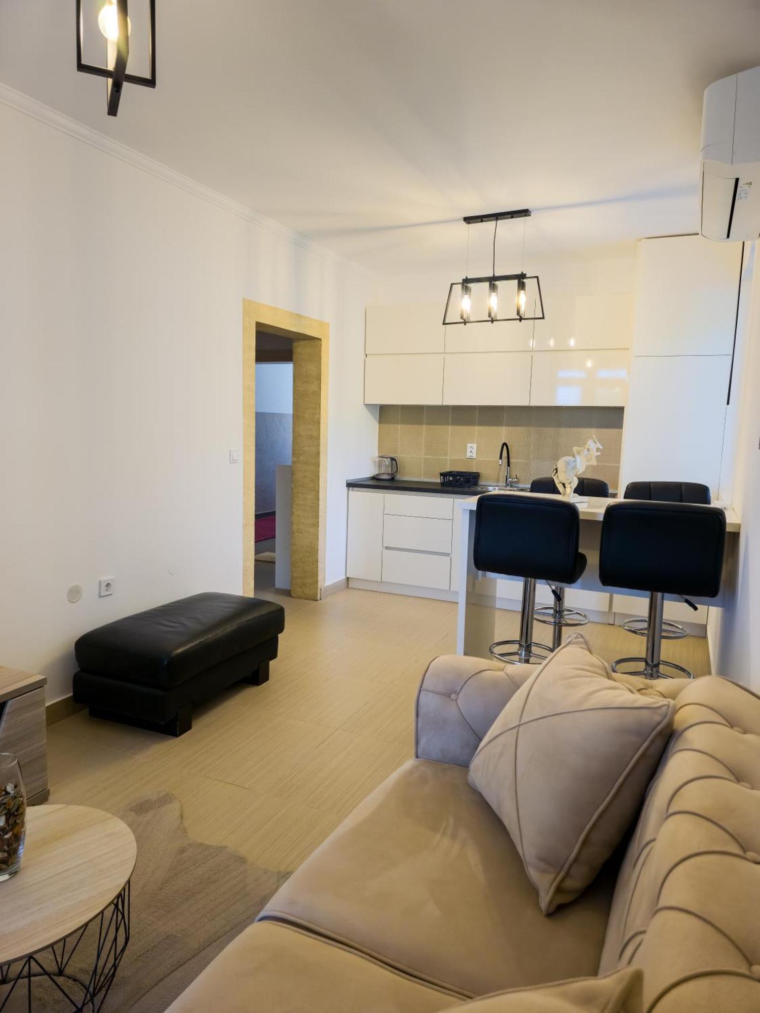 Boulevard Apartments Kotor Buitenkant foto